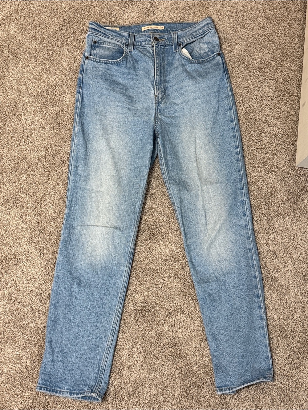 Levi’s High Rise Straight Leg Jeans